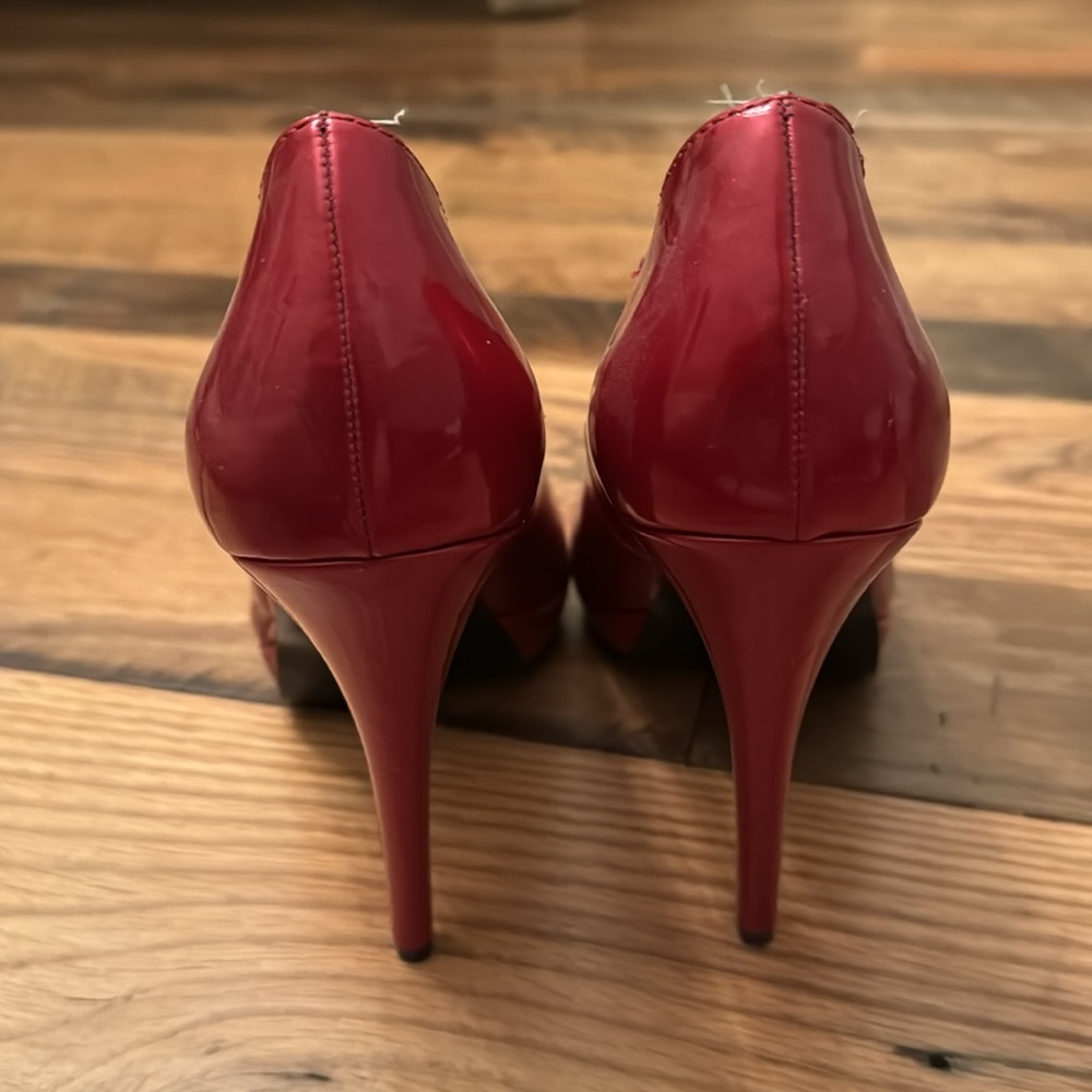 Colin Stuart Heels - Picture 3 of 4